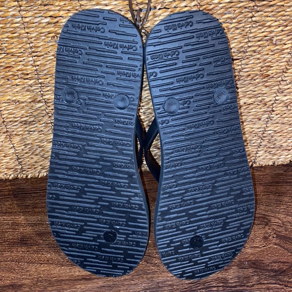 Calvin Klein Sarmine Sandal Black/Pink Logo - Picture 9 of 10